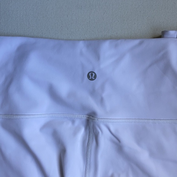 Lulu lemon Wunder leggings / size 6 / never worn - Picture 2 of 2